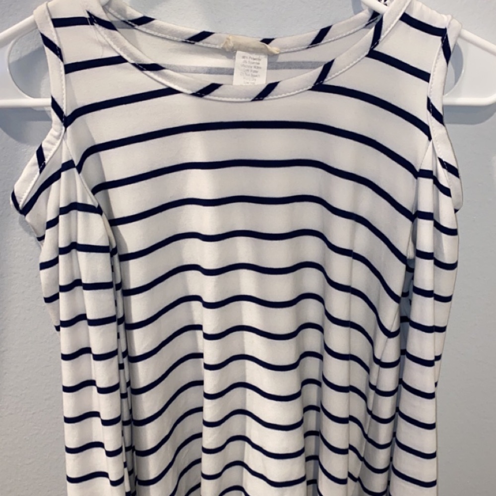 No shoulder long sleeve